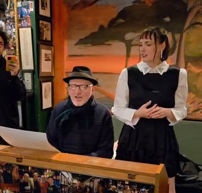 Bob&Roberta & Lauren